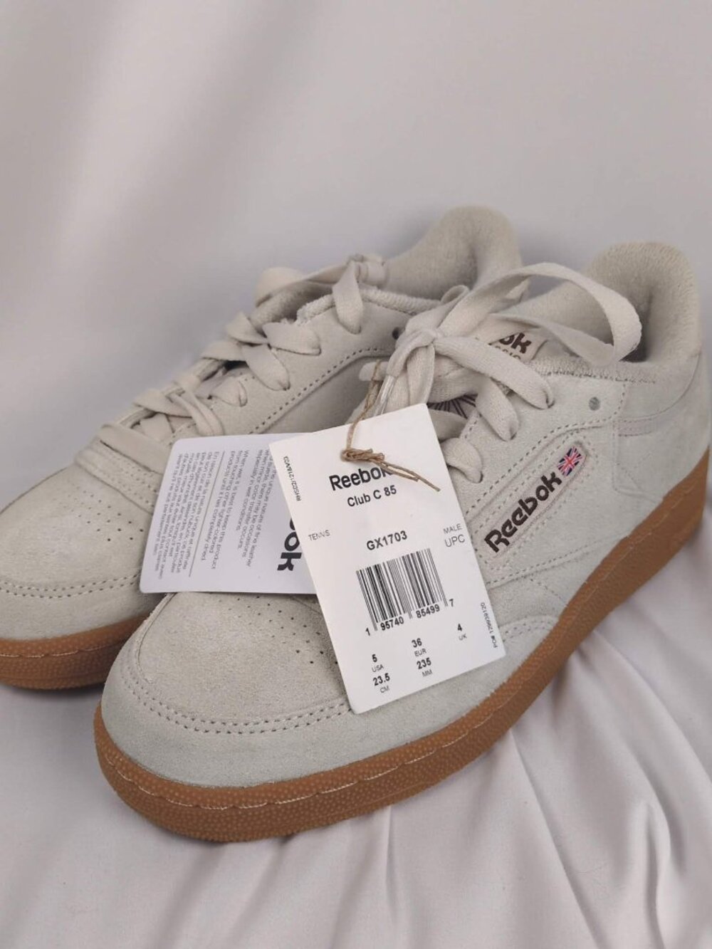 Reebok Club C 85 GX1703 Suede Gum Sole Sneakers Menโs US 5 NWT